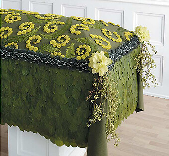 Monochromatic Leaf Pall